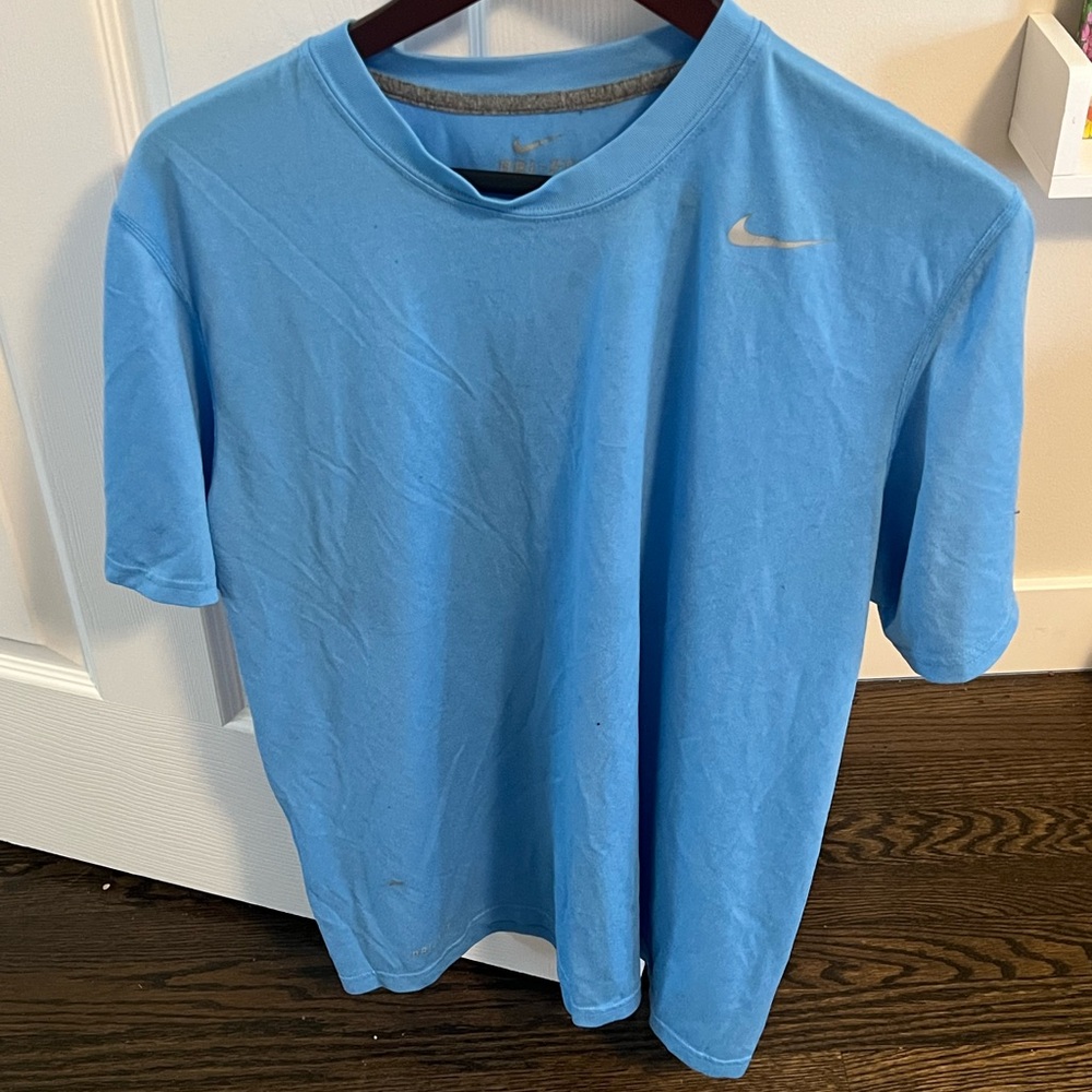 Nike Men's Blue T-Shirt